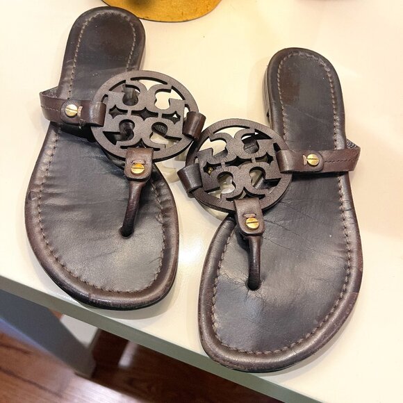 Tory Burch MILLER PATENT SANDAL Color Coconut size 7 - Picture 2 of 6